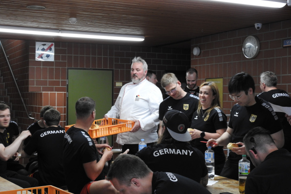 Zu Besuch bei M&E: Jens Schumacher von Backaldrin