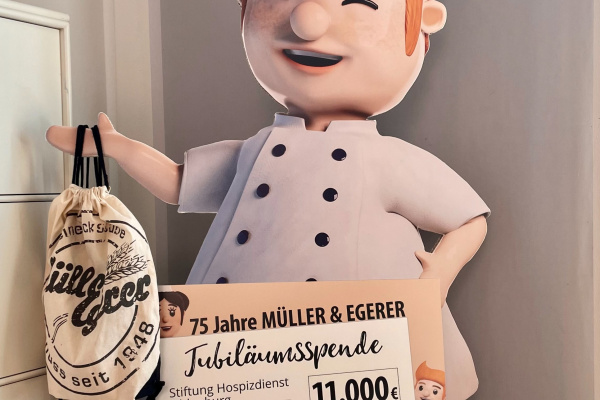 Spendenübergabe an die Stiftung Hospizdienst Oldenburg
